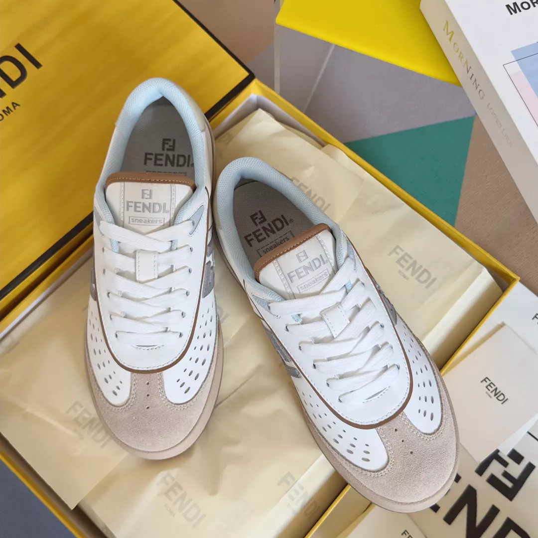 Fendi Casual Shoes For Men Minimalist 5368
