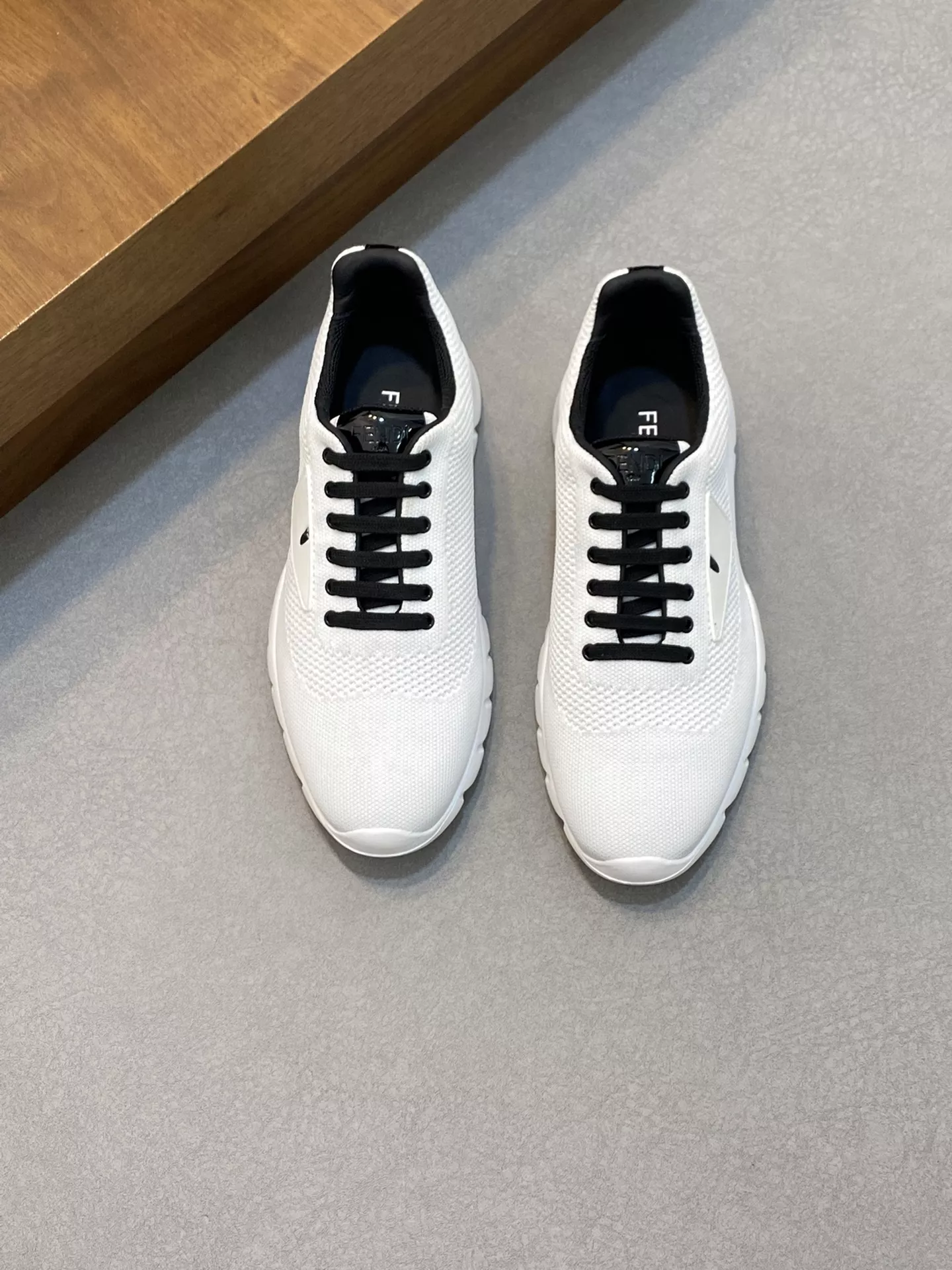 Fendi Casual Shoes For Men NewStyle 8760