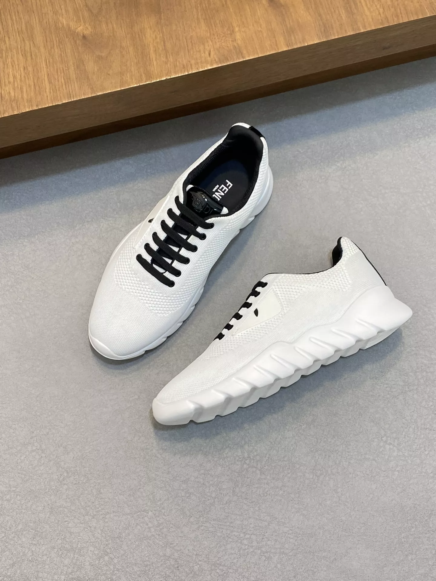 Fendi Casual Shoes For Men NewStyle 8760