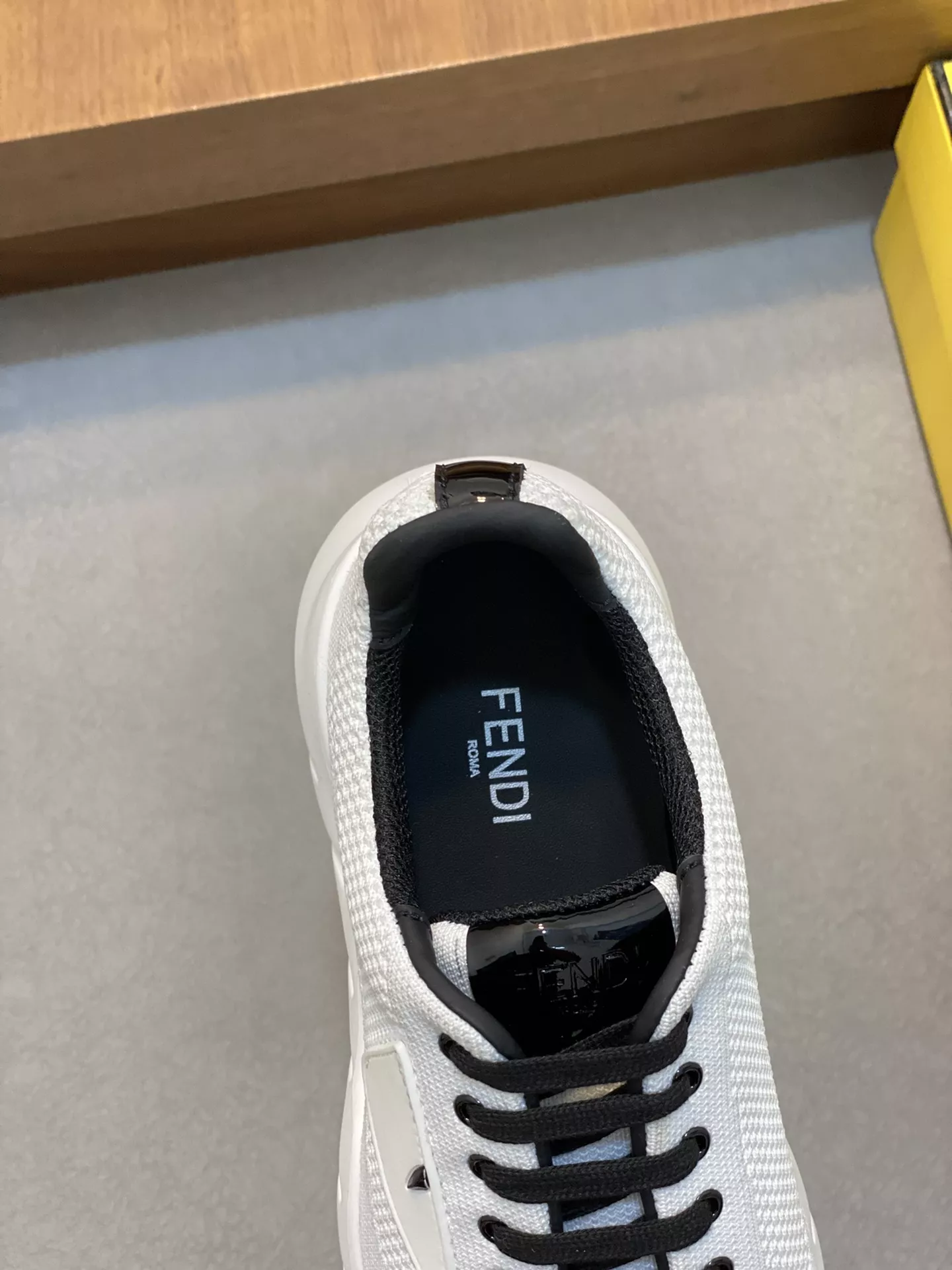 Fendi Casual Shoes For Men NewStyle 8760