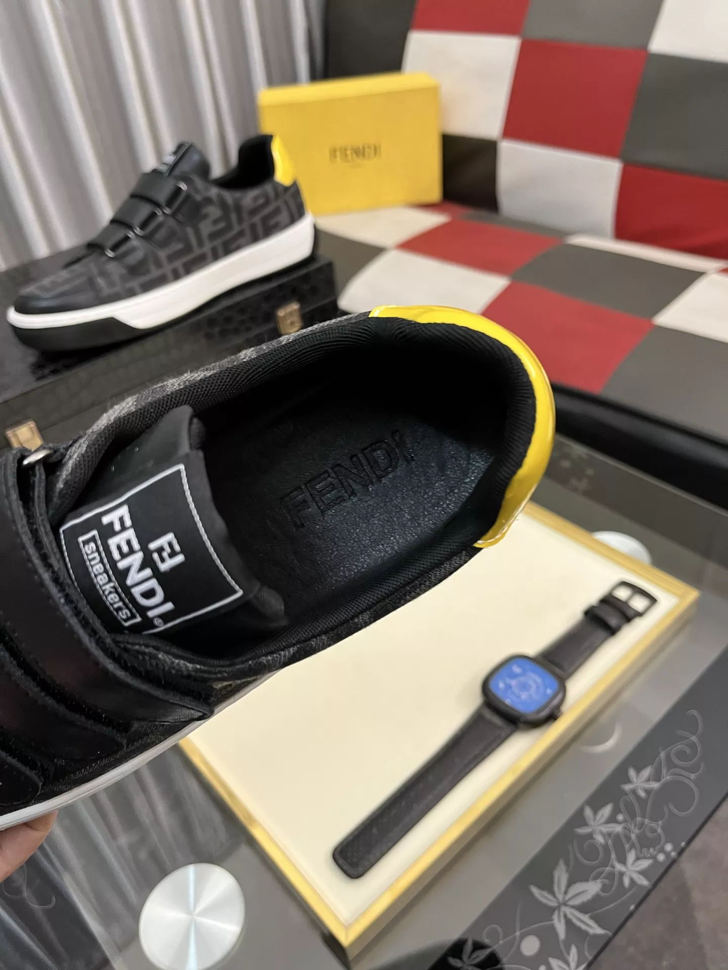 Fendi Casual Shoes For Men Practical 3424