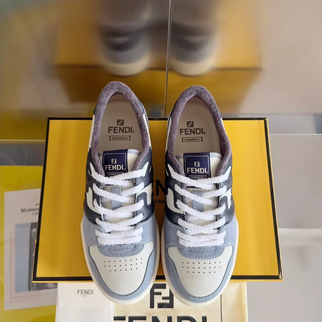 Fendi Casual Shoes For Men Practical 9719