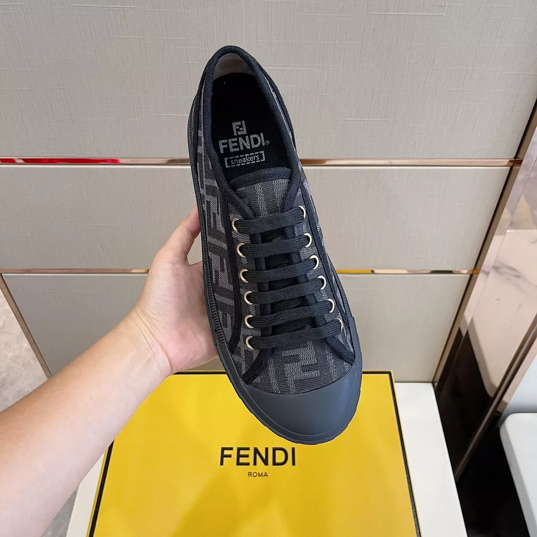 Fendi Casual Shoes For Men Sophisticated 3739