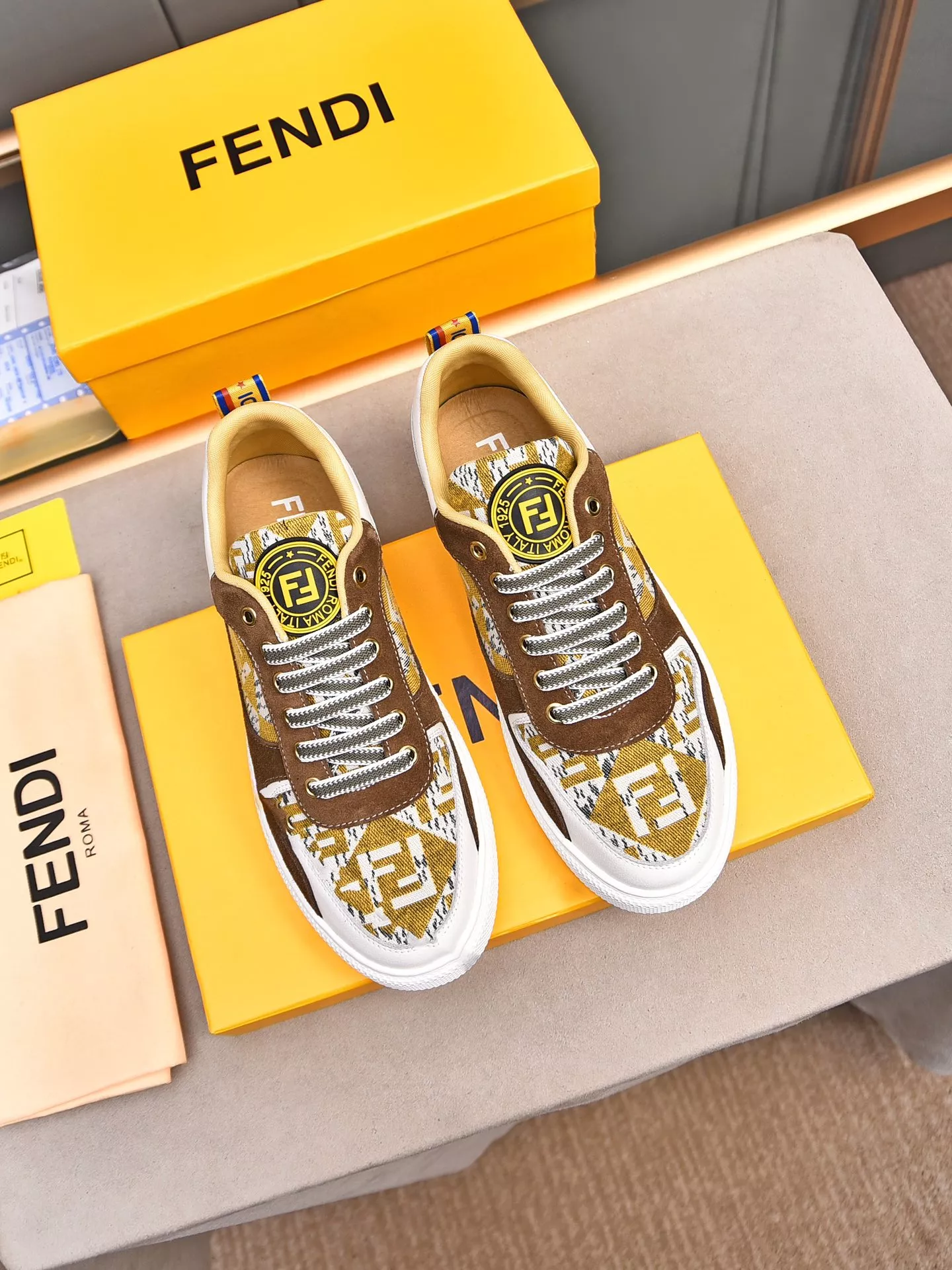 Fendi Casual Shoes For Men Sophisticated 7050
