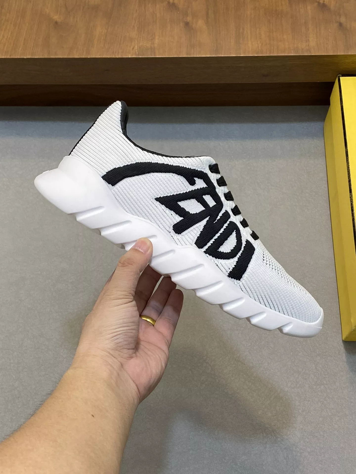Fendi Casual Shoes For Men SportInspired 3242