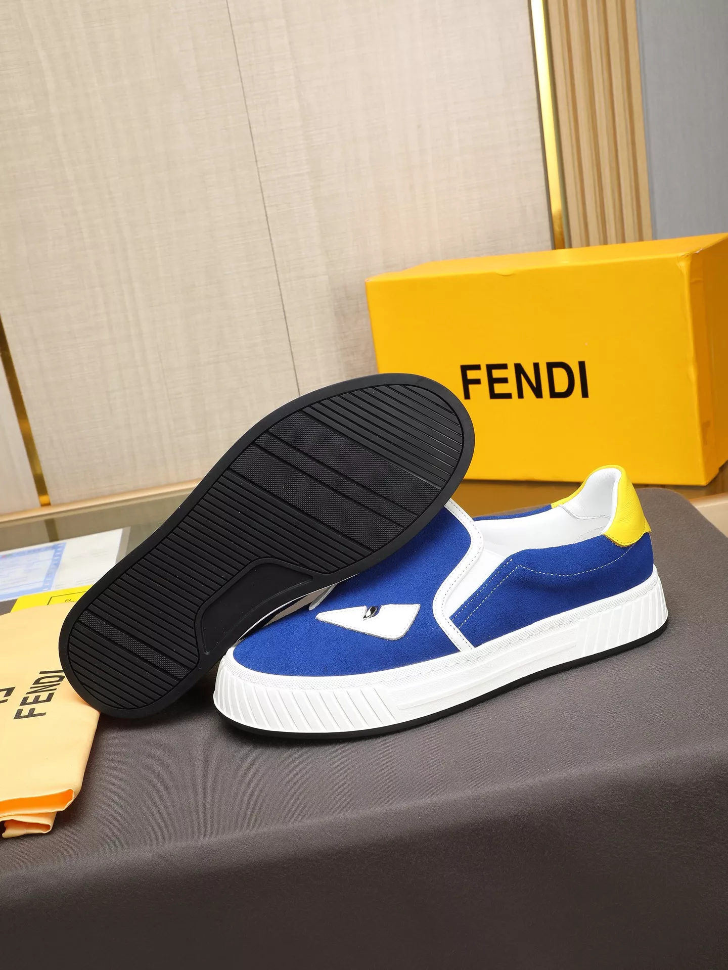 Fendi Casual Shoes For Men Stylish 701