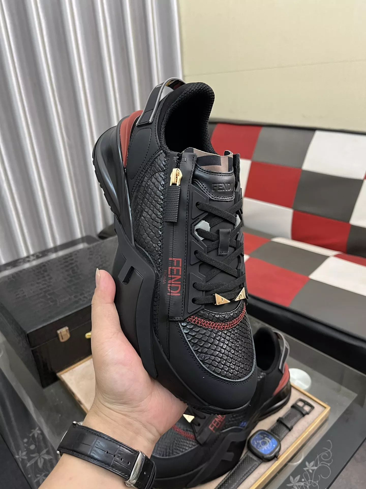 Fendi Casual Shoes For Men Versatile 6709