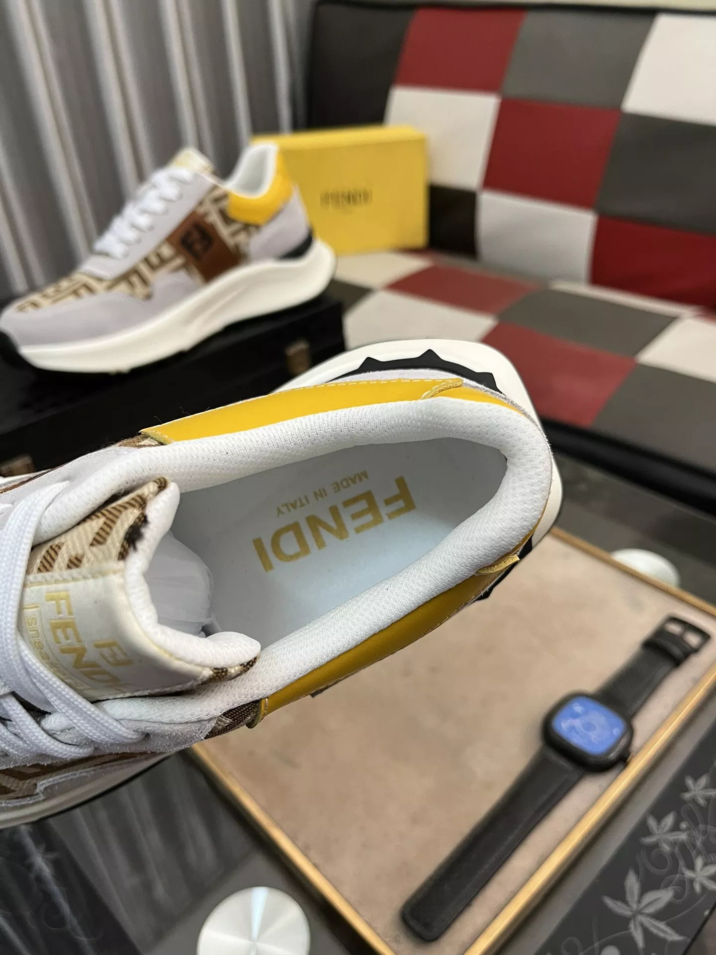 Fendi Casual Shoes For Men Versatile 7271