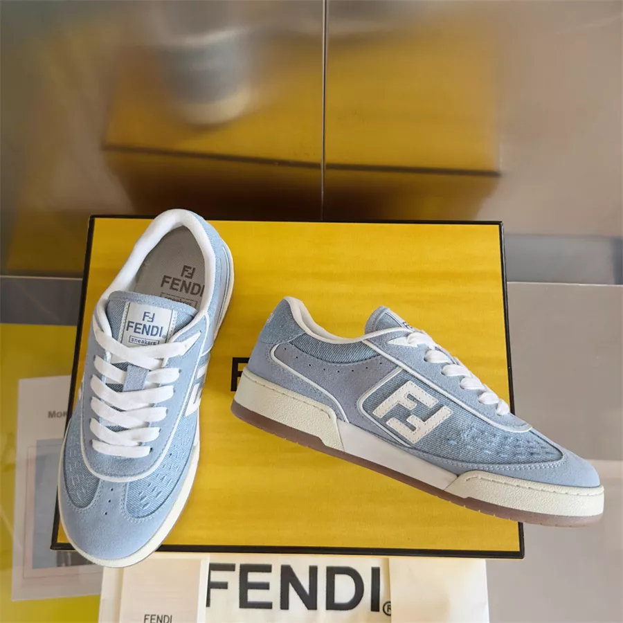 Fendi Casual Shoes For Women Classic 9978