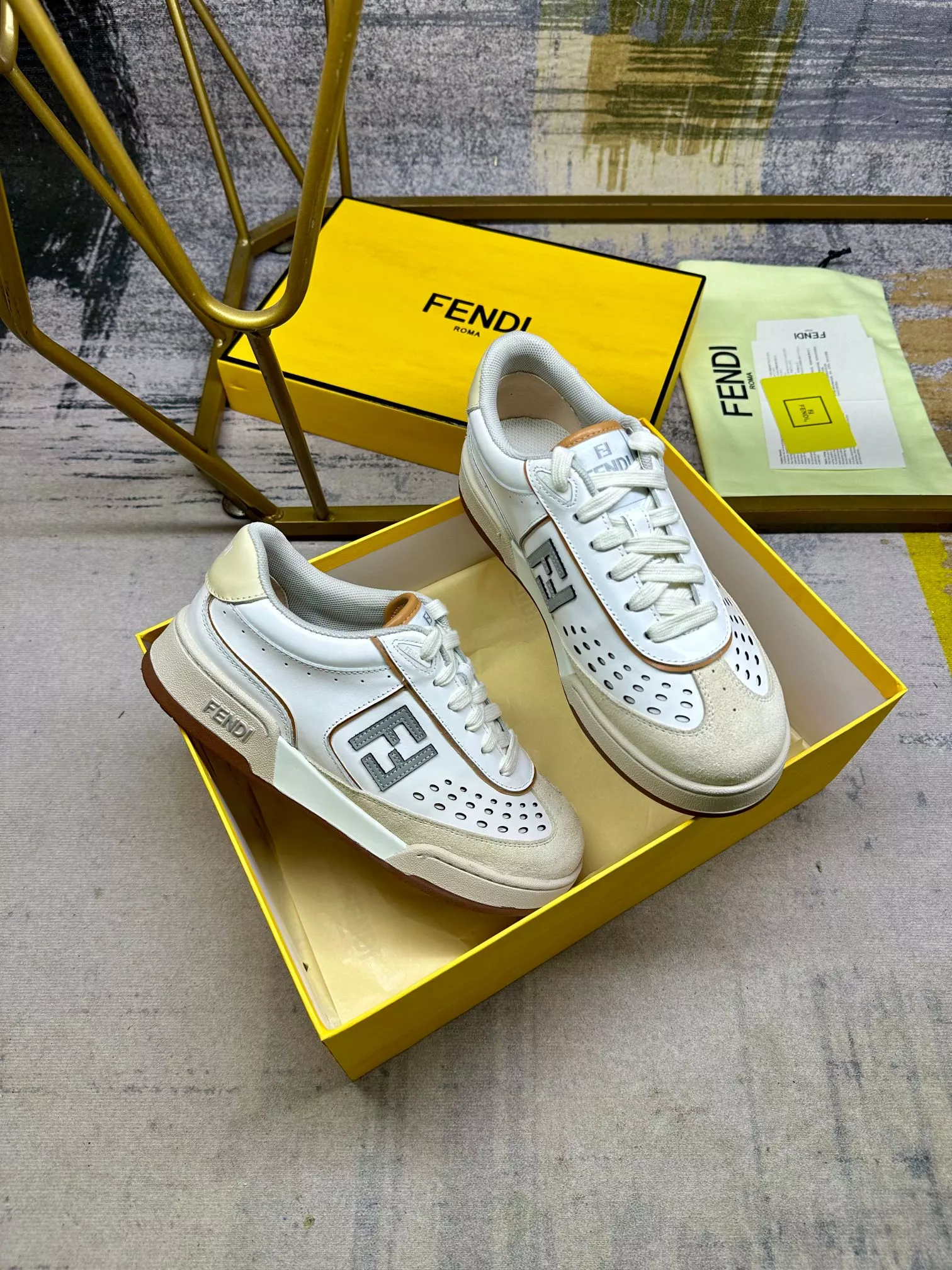 Fendi Casual Shoes For Women EasyMatch 7583