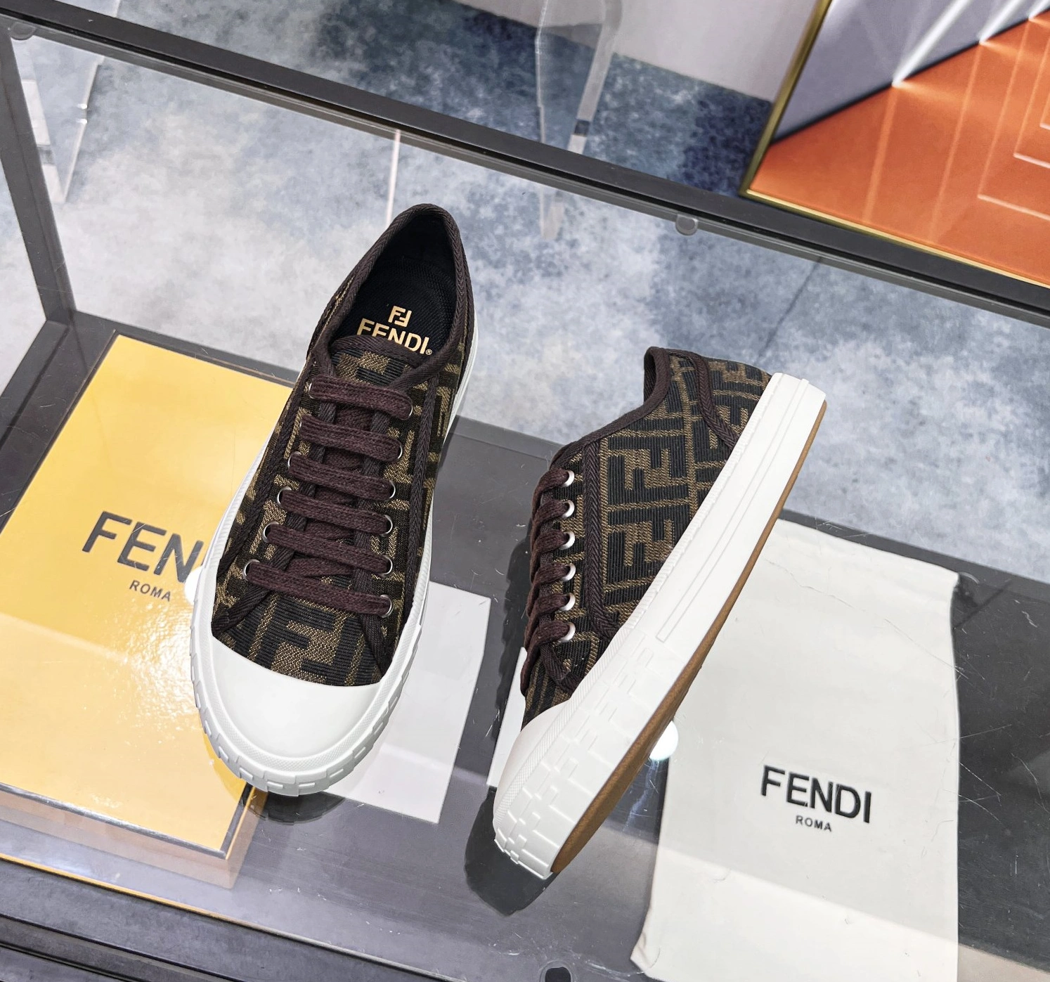 Fendi Casual Shoes For Women Efficient 2967