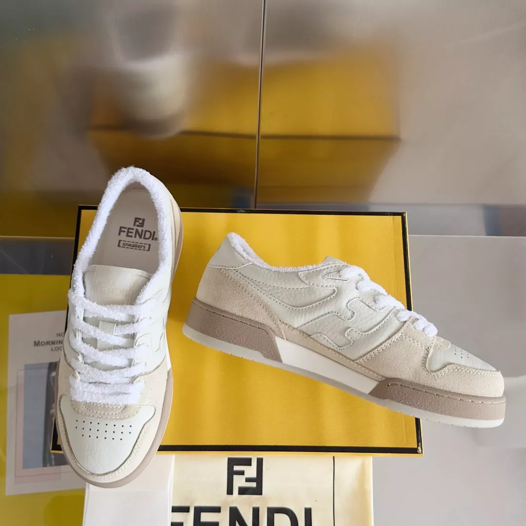 Fendi Casual Shoes For Women Functional 7995