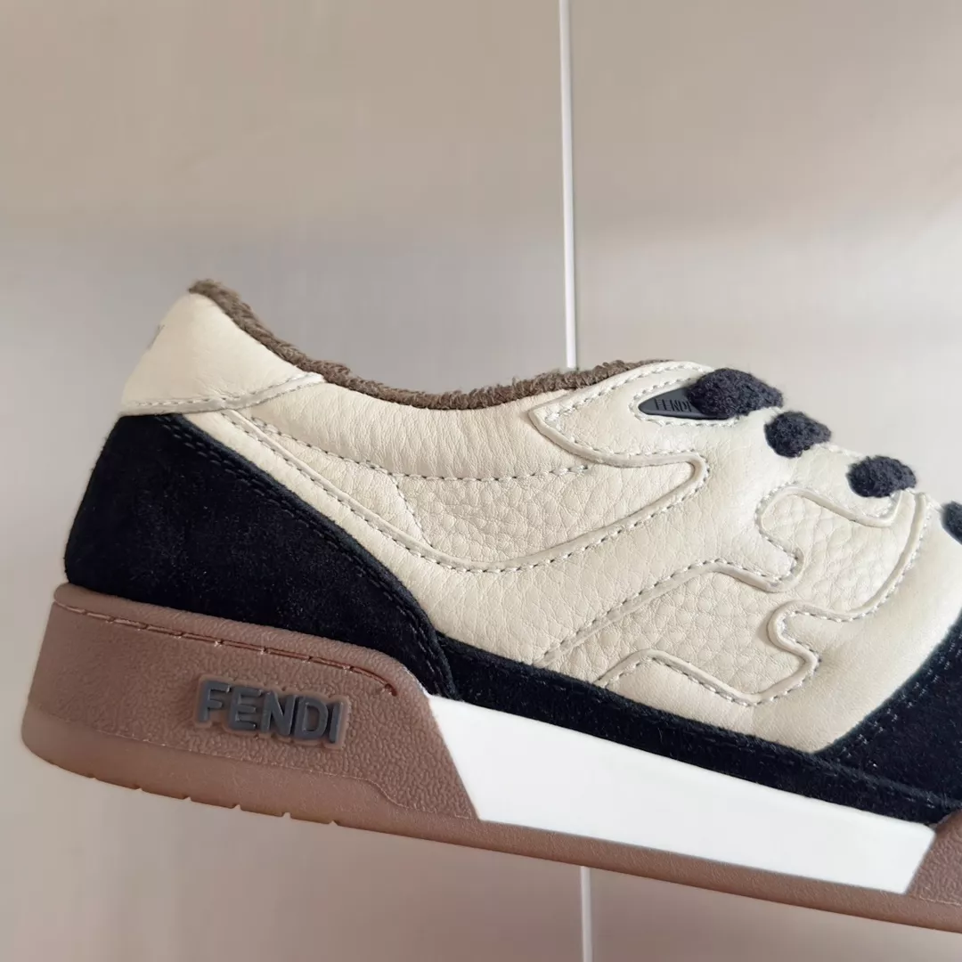 Fendi Casual Shoes For Women Refined 3895