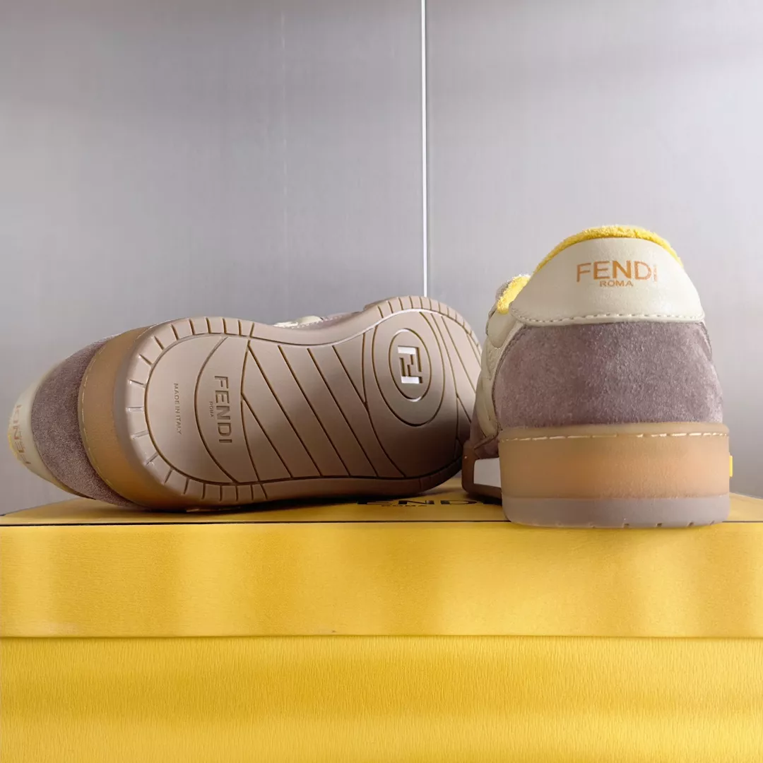 Fendi Casual Shoes For Women Reliable 8836