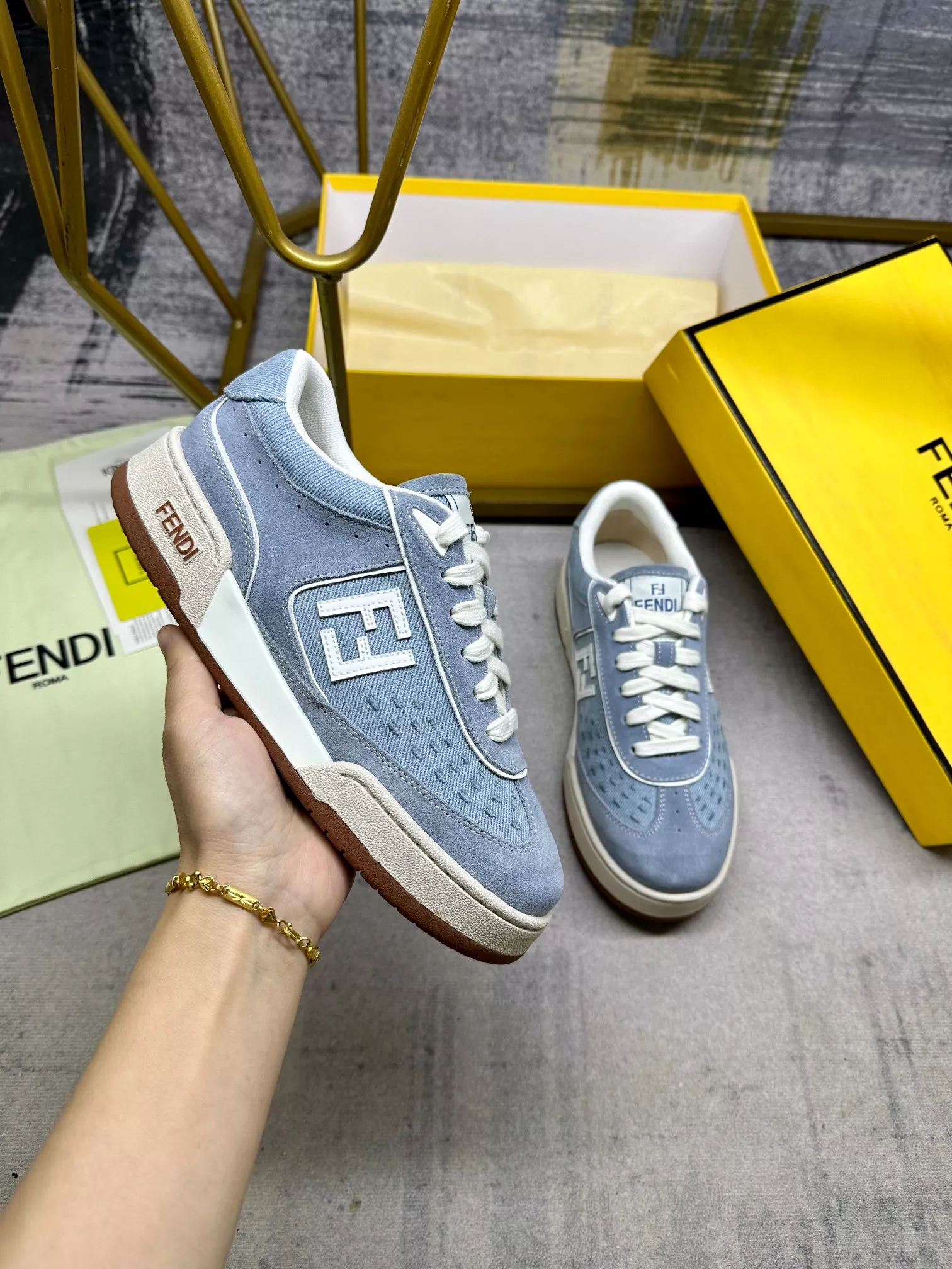 Fendi Casual Shoes For Women Soft 8104