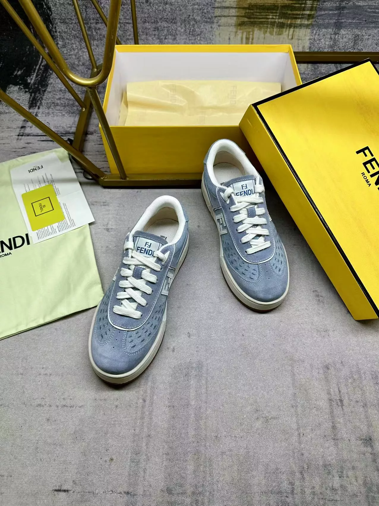 Fendi Casual Shoes For Women Soft 8104