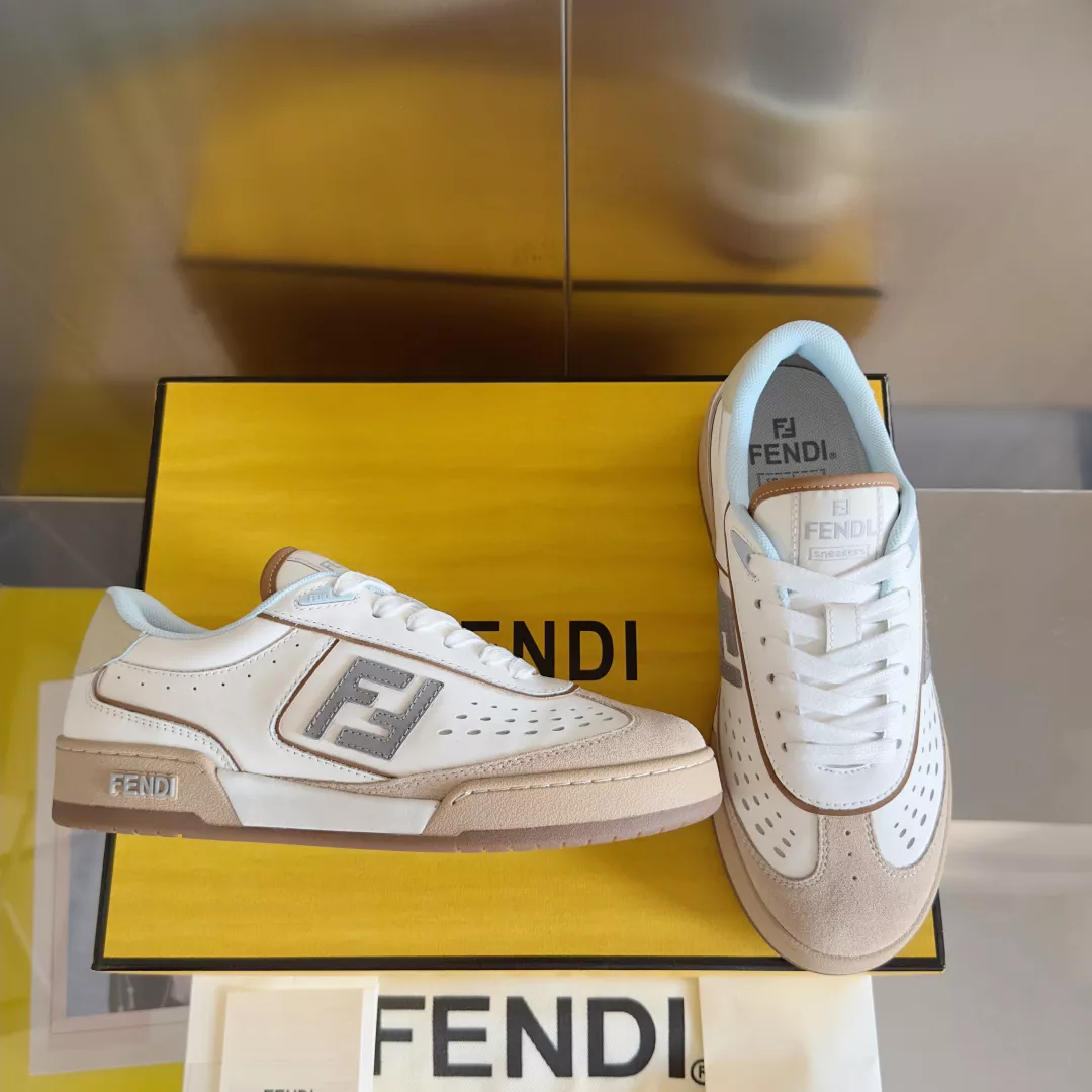 Fendi Casual Shoes For Women StreetReady 1040