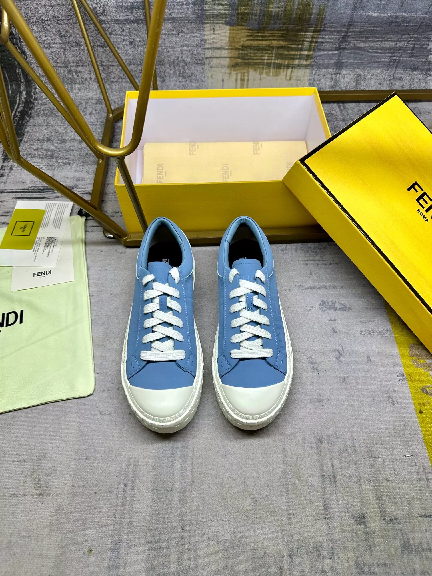 Fendi Casual Shoes For Women WellDesigned 9619