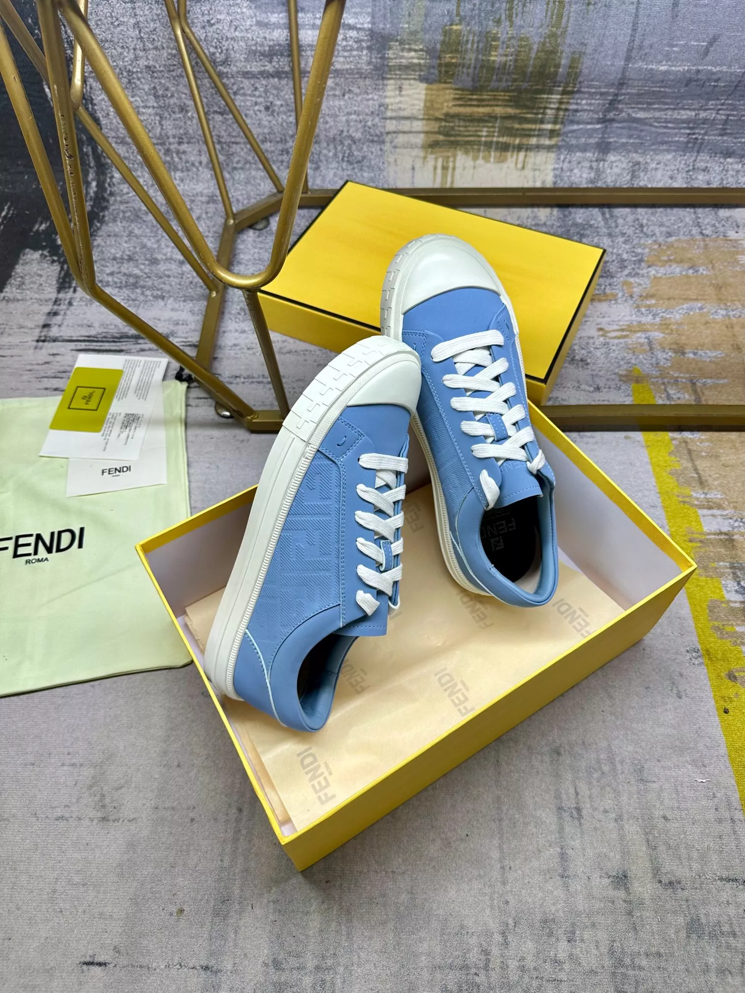 Fendi Casual Shoes For Women WellDesigned 9619
