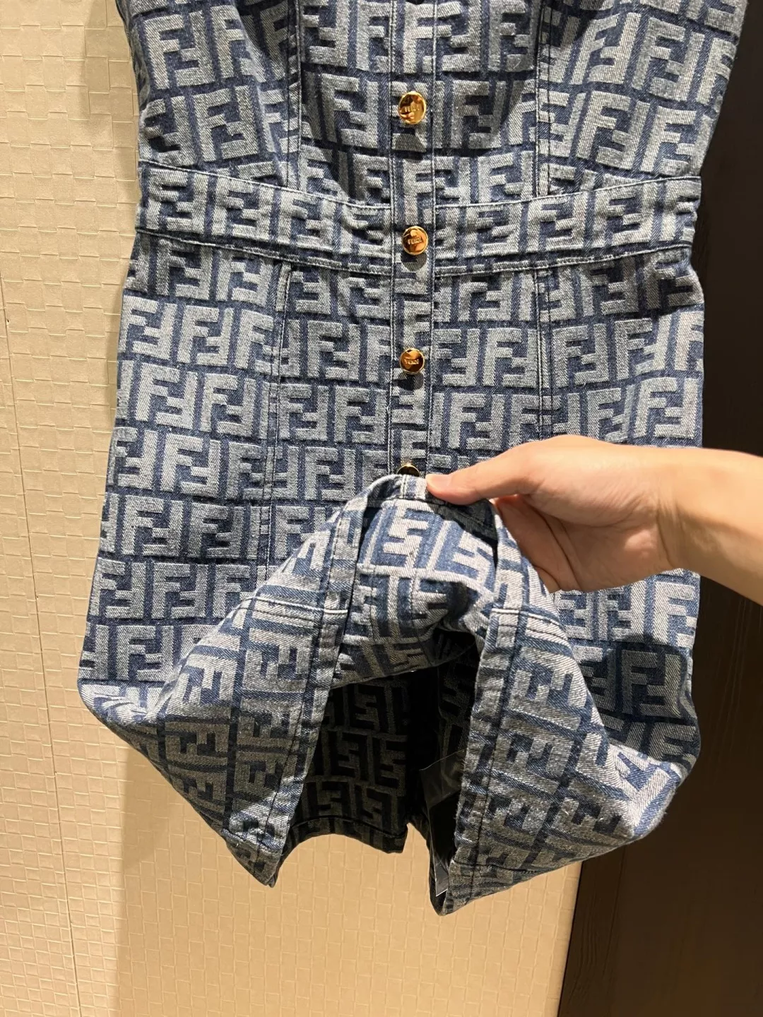 Fendi Dresses Sleeveless For Women Comfortable 869