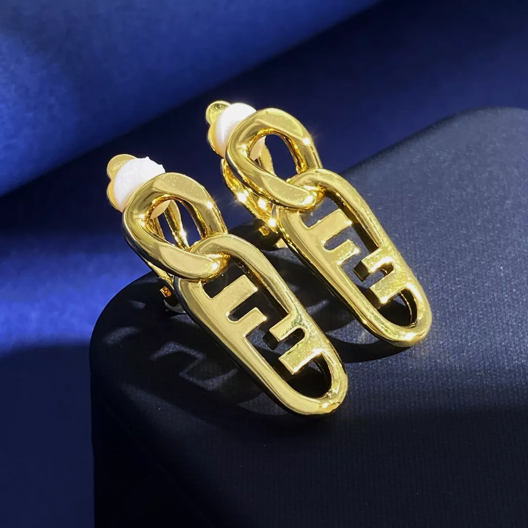 Fendi Earrings For Women Durable 3825
