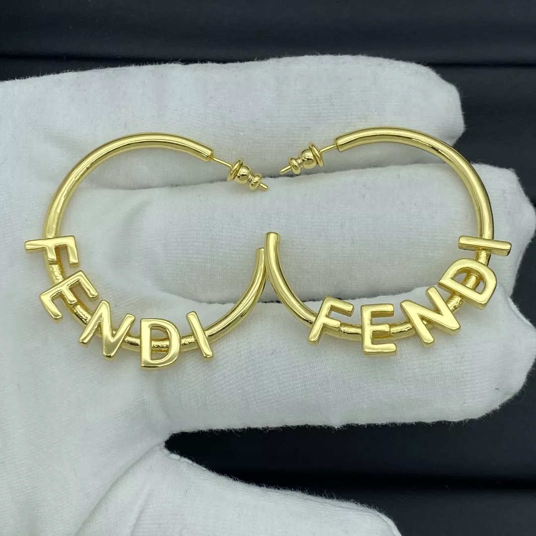 Fendi Earrings For Women Sleek 8367