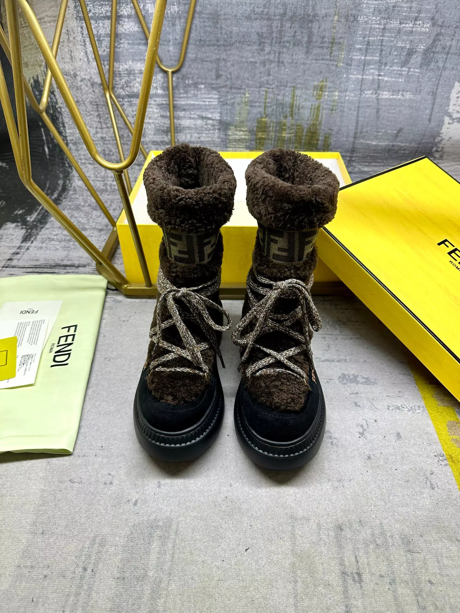 Fendi Fashion Boots For Women Affordable 207