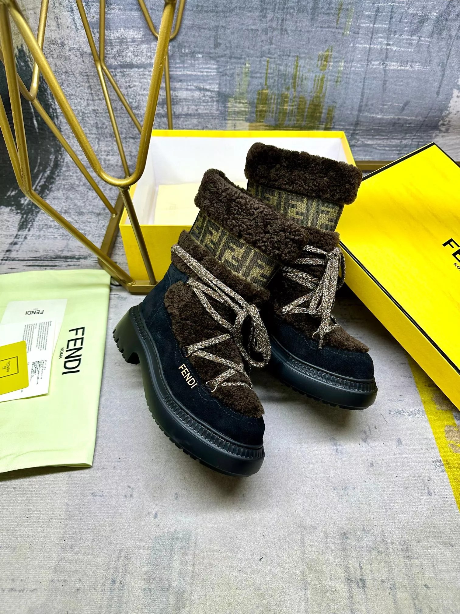 Fendi Fashion Boots For Women Affordable 207