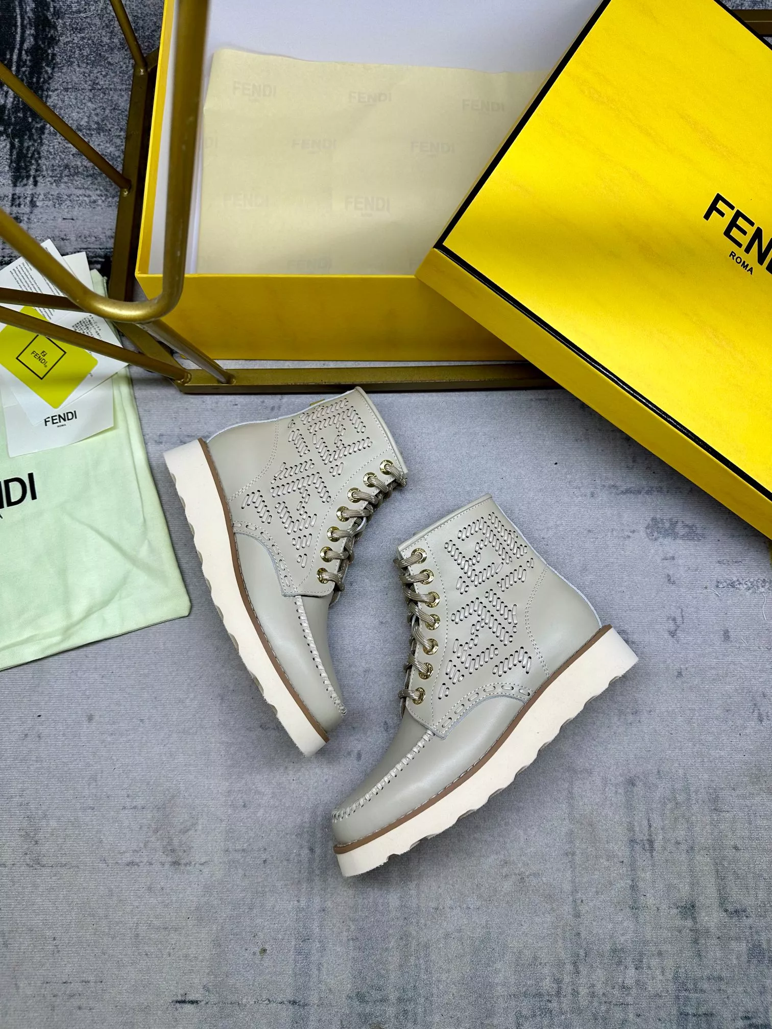 Fendi Fashion Boots For Women DailyWear 3630