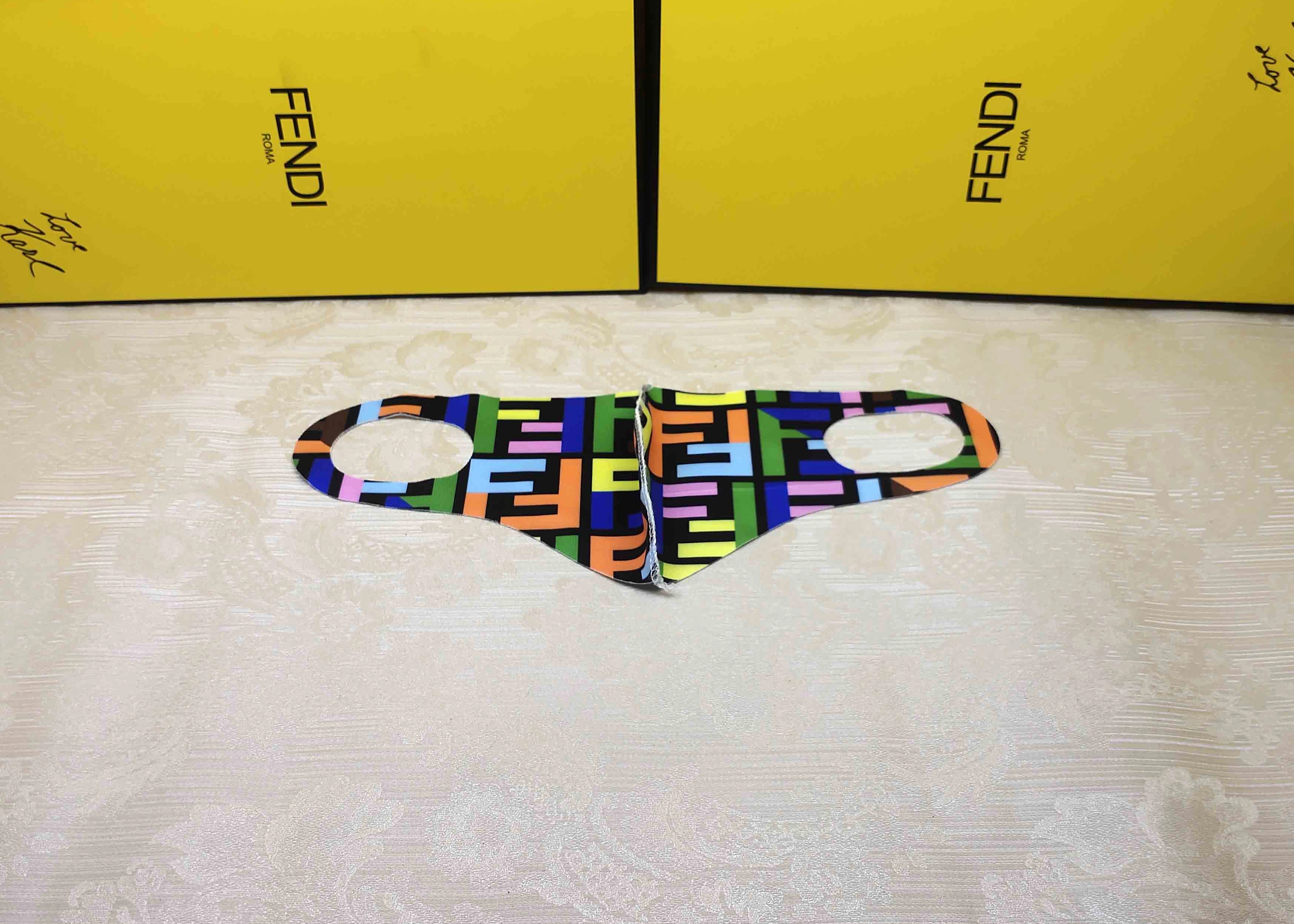 Fendi Fashion Mask StreetReady 7801