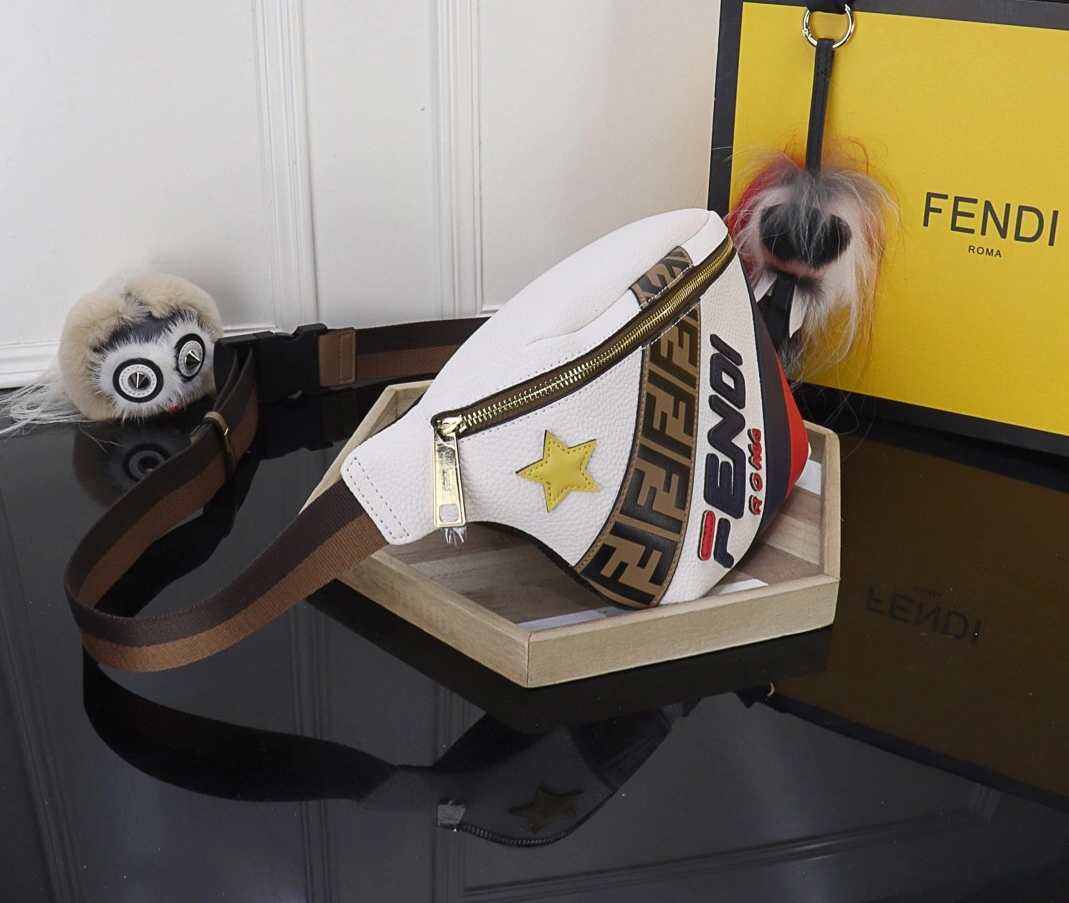 Fendi Fashion Quality Messenger Bags Modern 5681