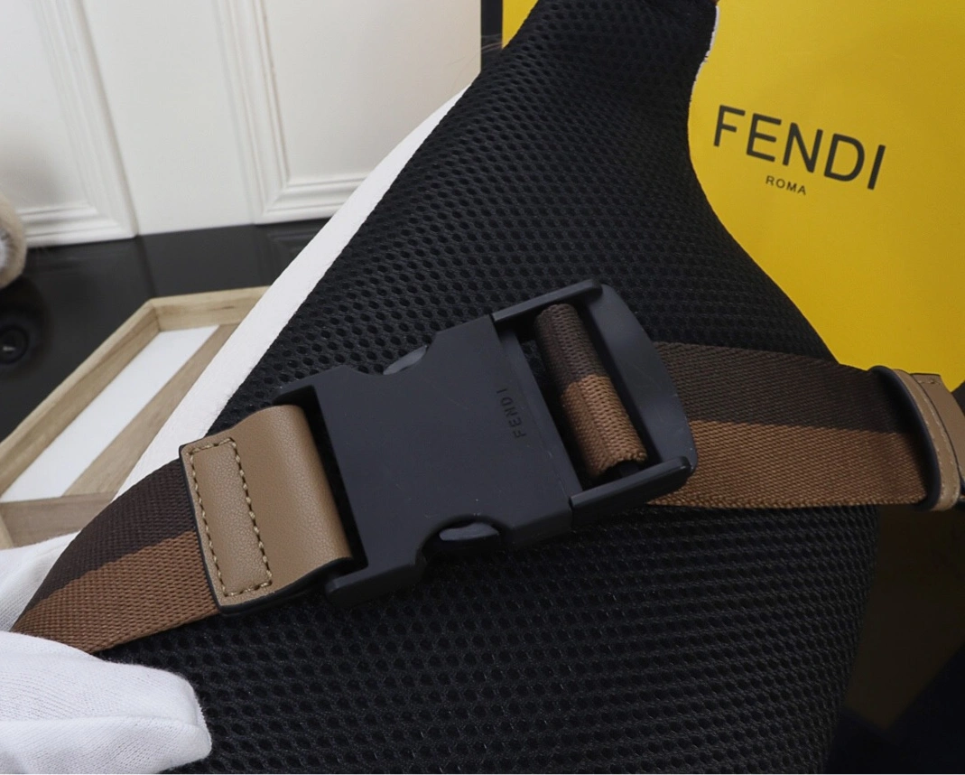 Fendi Fashion Quality Messenger Bags Modern 5681