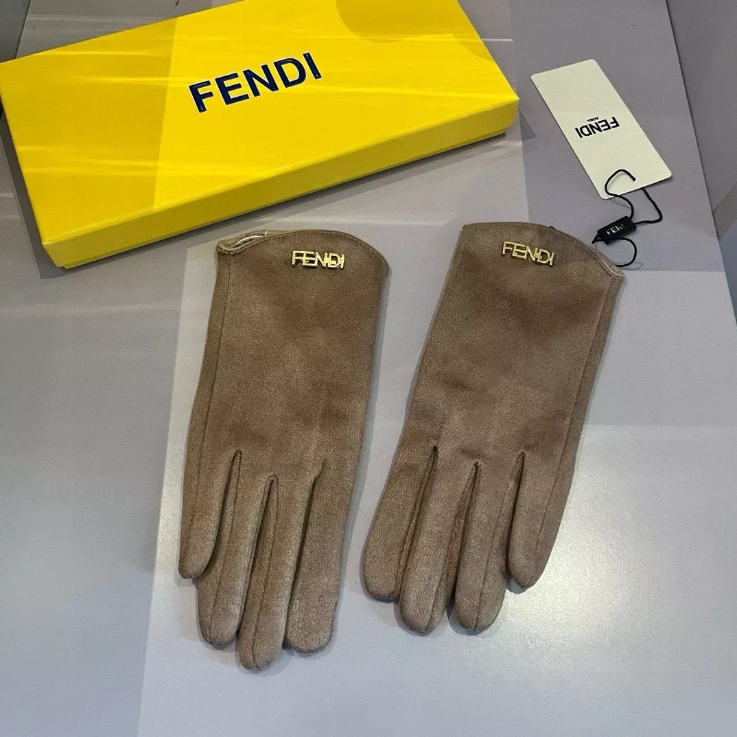 Fendi Gloves For Women Fashionable 7182
