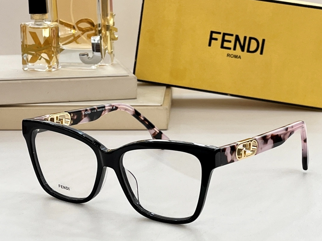 Fendi Goggles TopPick 3450