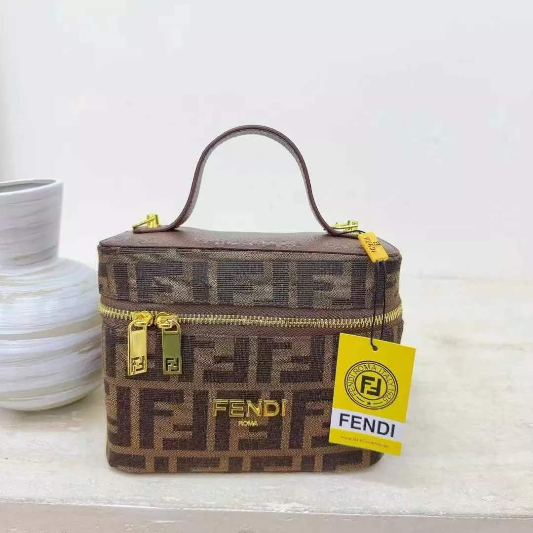 Fendi Handbags For Women UrbanStyle 8585