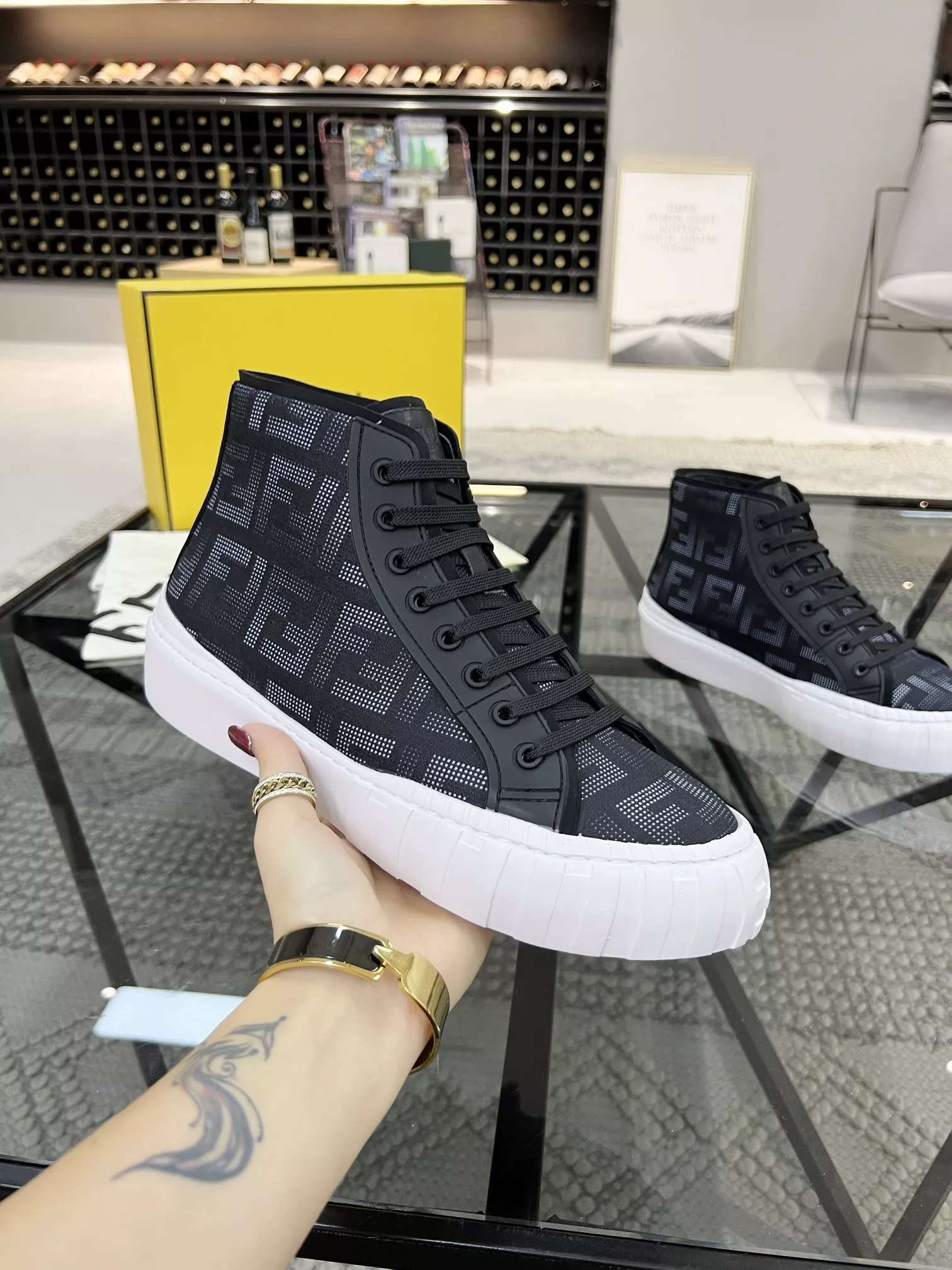 Fendi High Tops Casual Shoes For Men Bright 6041
