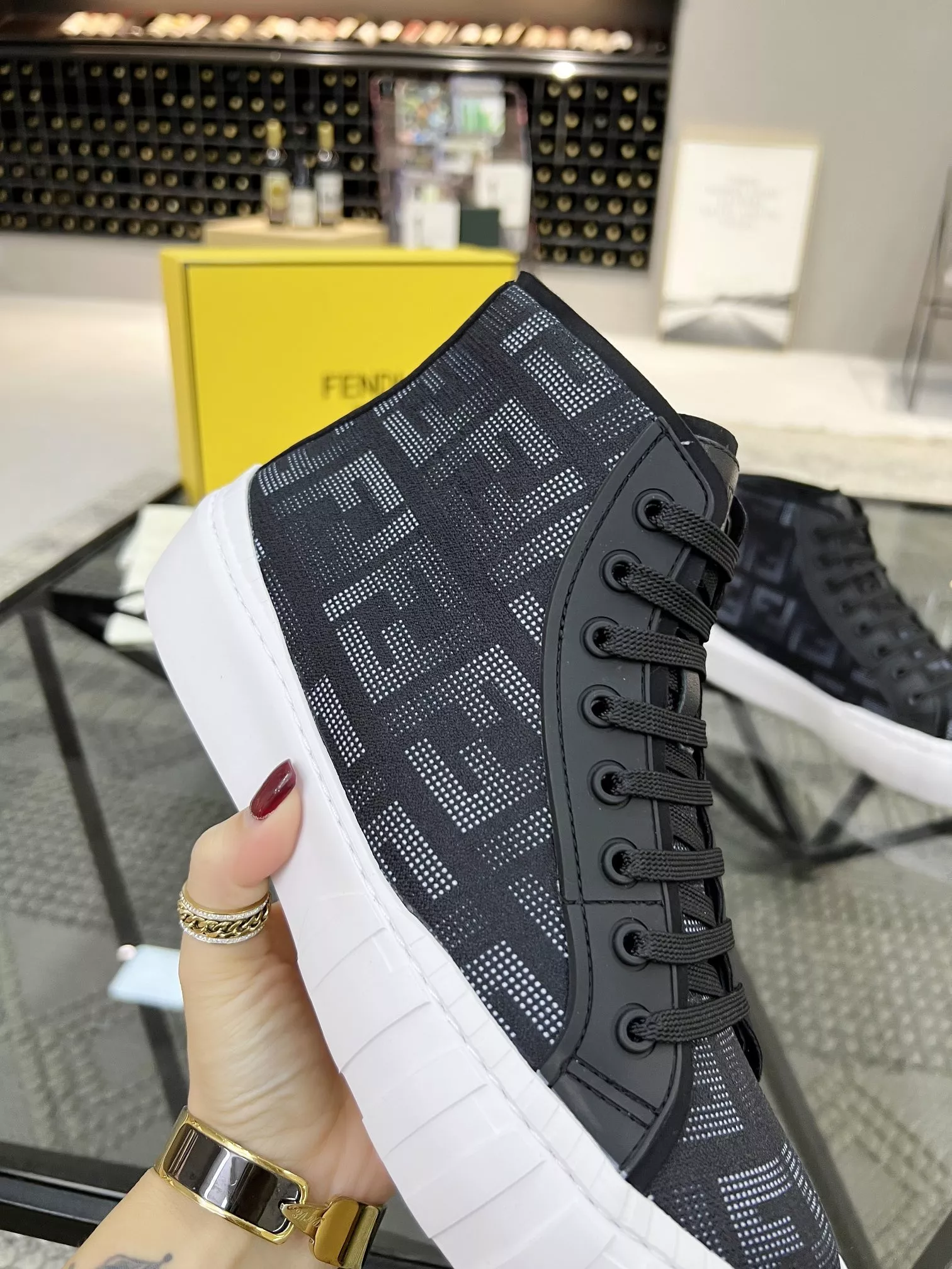 Fendi High Tops Casual Shoes For Men Bright 6041