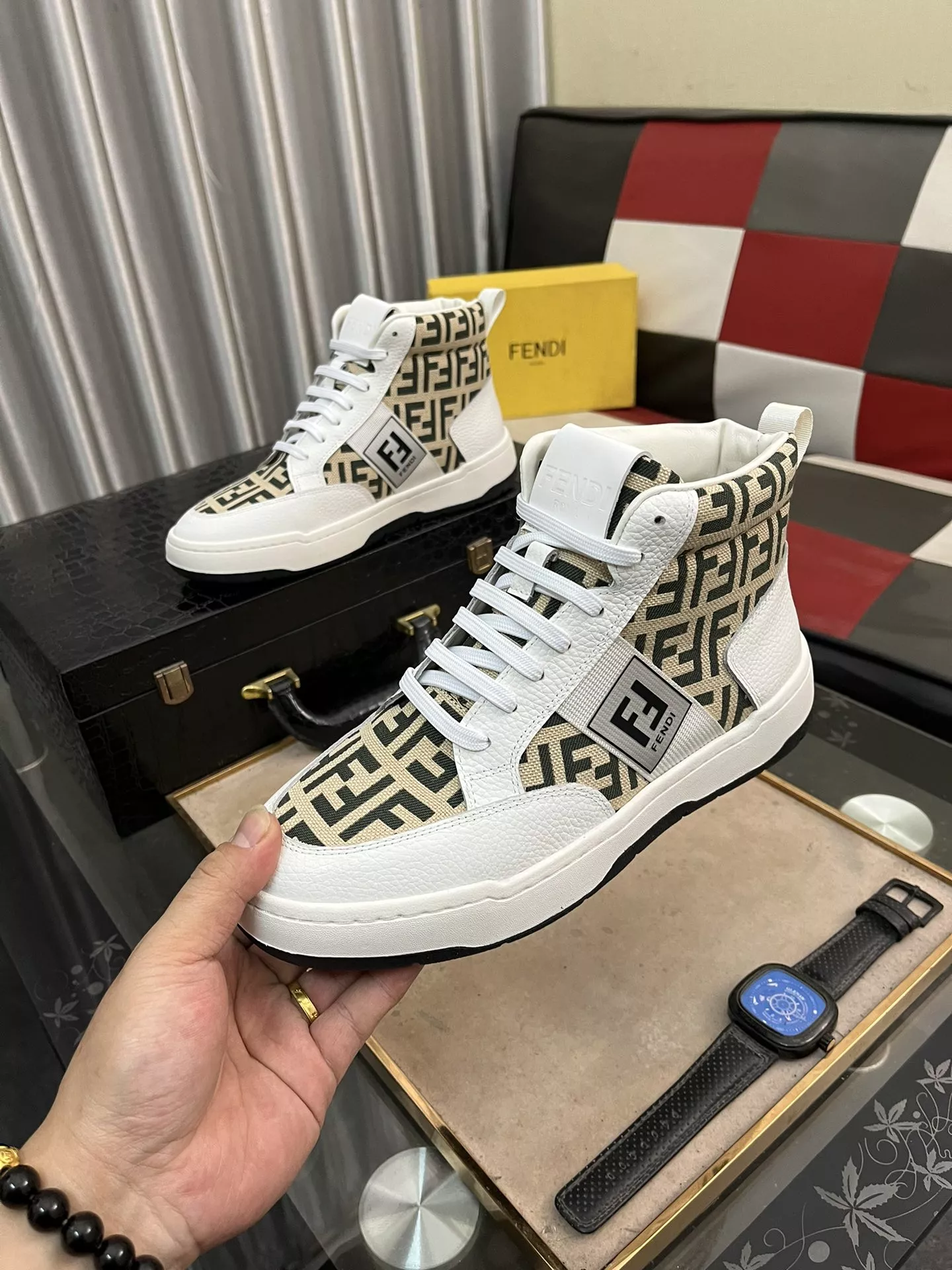 Fendi High Tops Casual Shoes For Men Classic 407