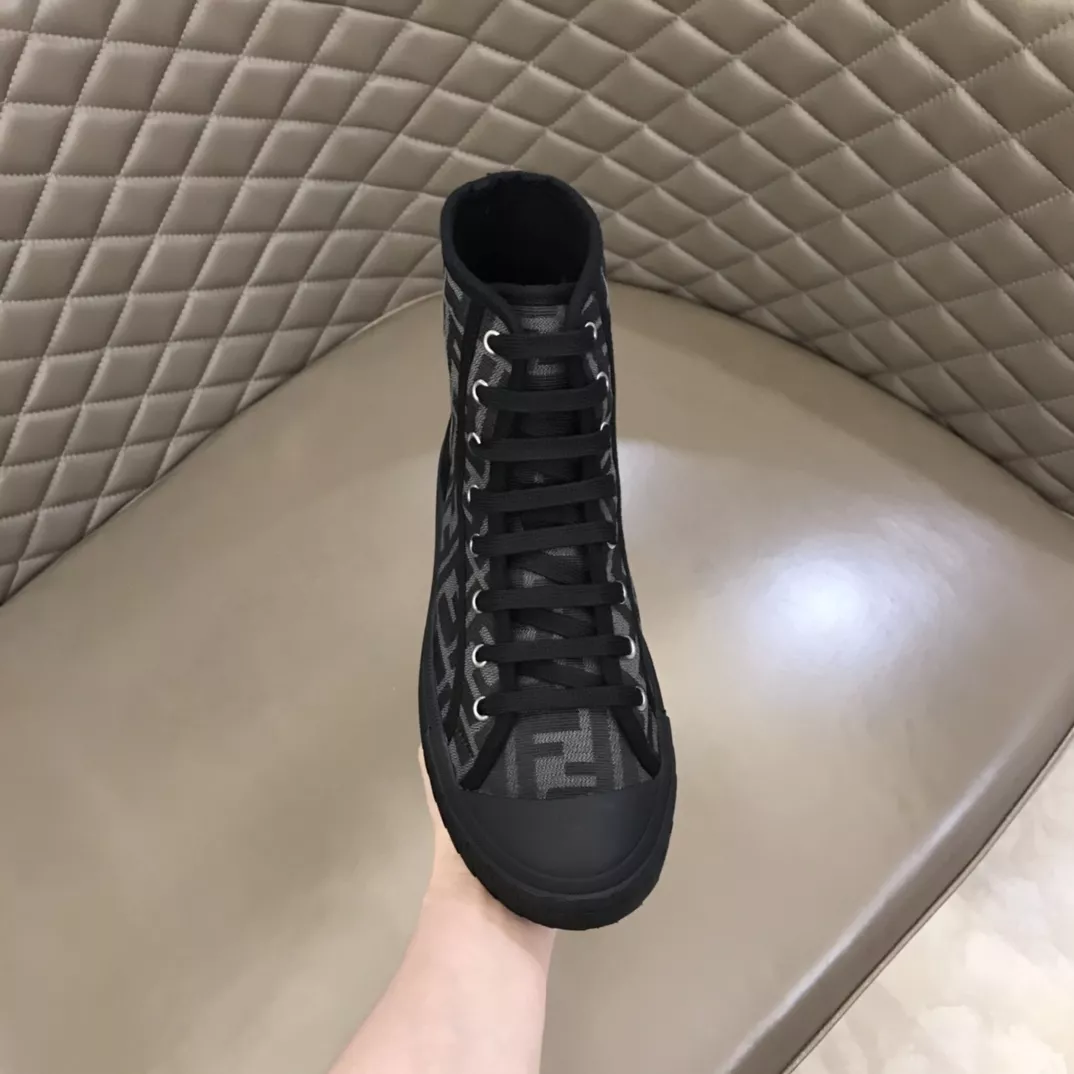 Fendi High Tops Casual Shoes For Men Compact 4927