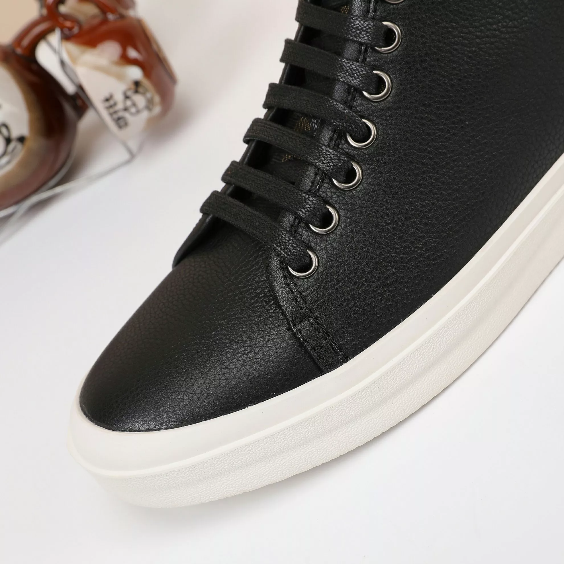Fendi High Tops Casual Shoes For Men SportInspired 1236