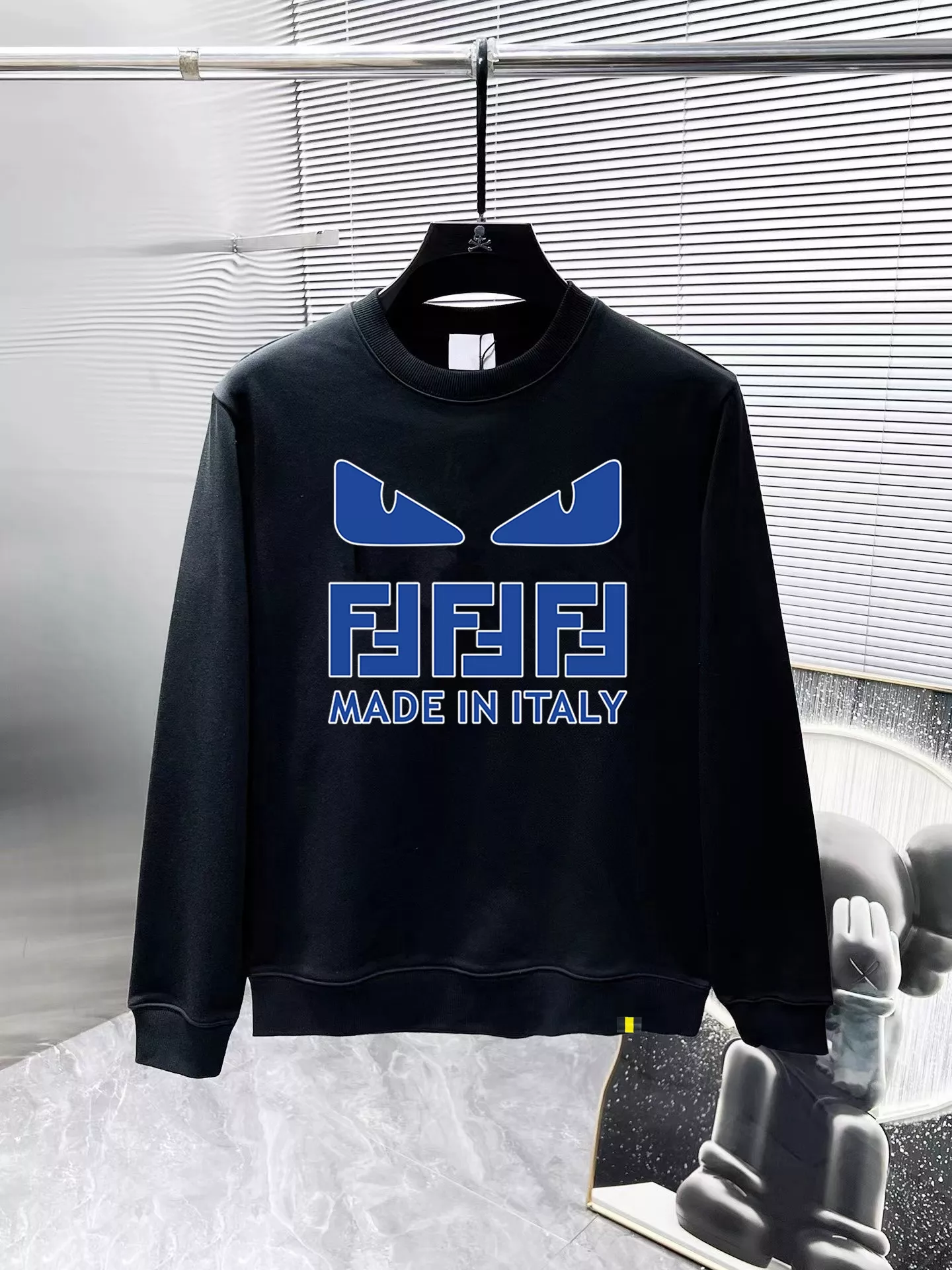 Fendi Hoodies Long Sleeved For Men Durable 2645