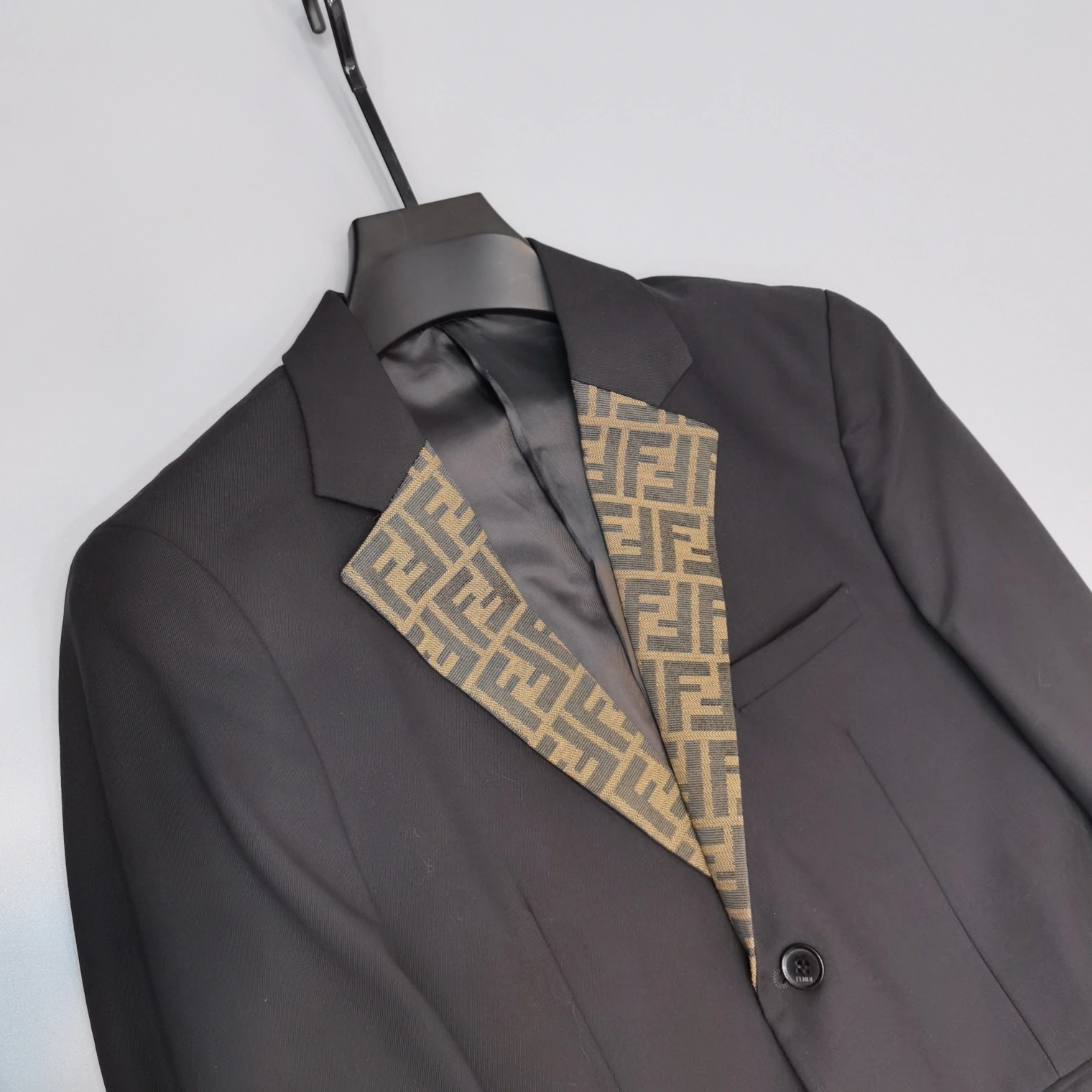 Fendi Jackets Long Sleeved For Men Reliable 3365