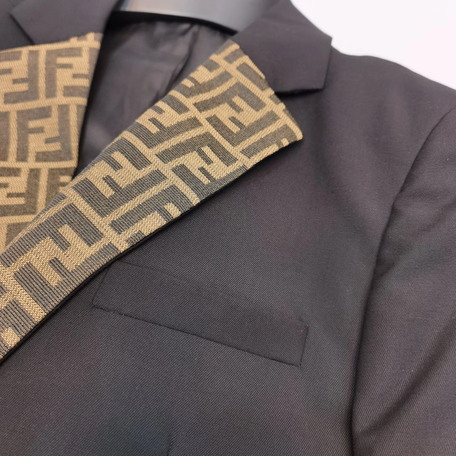 Fendi Jackets Long Sleeved For Men Reliable 3365