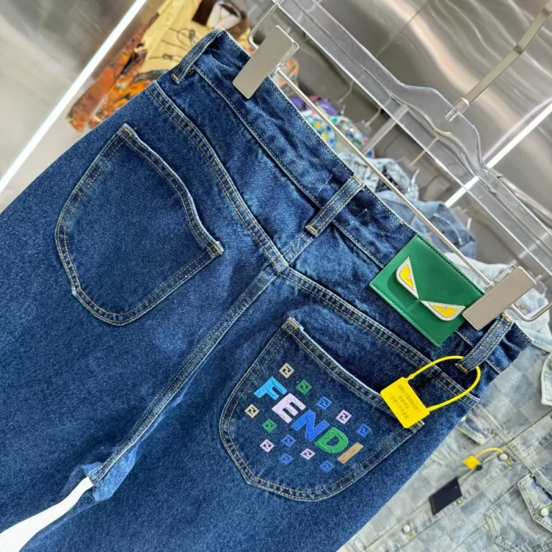 Fendi Jeans For Unisex Versatile 8941