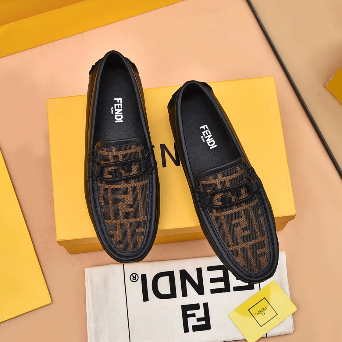 Fendi Leather Shoes For Men Classic 4352