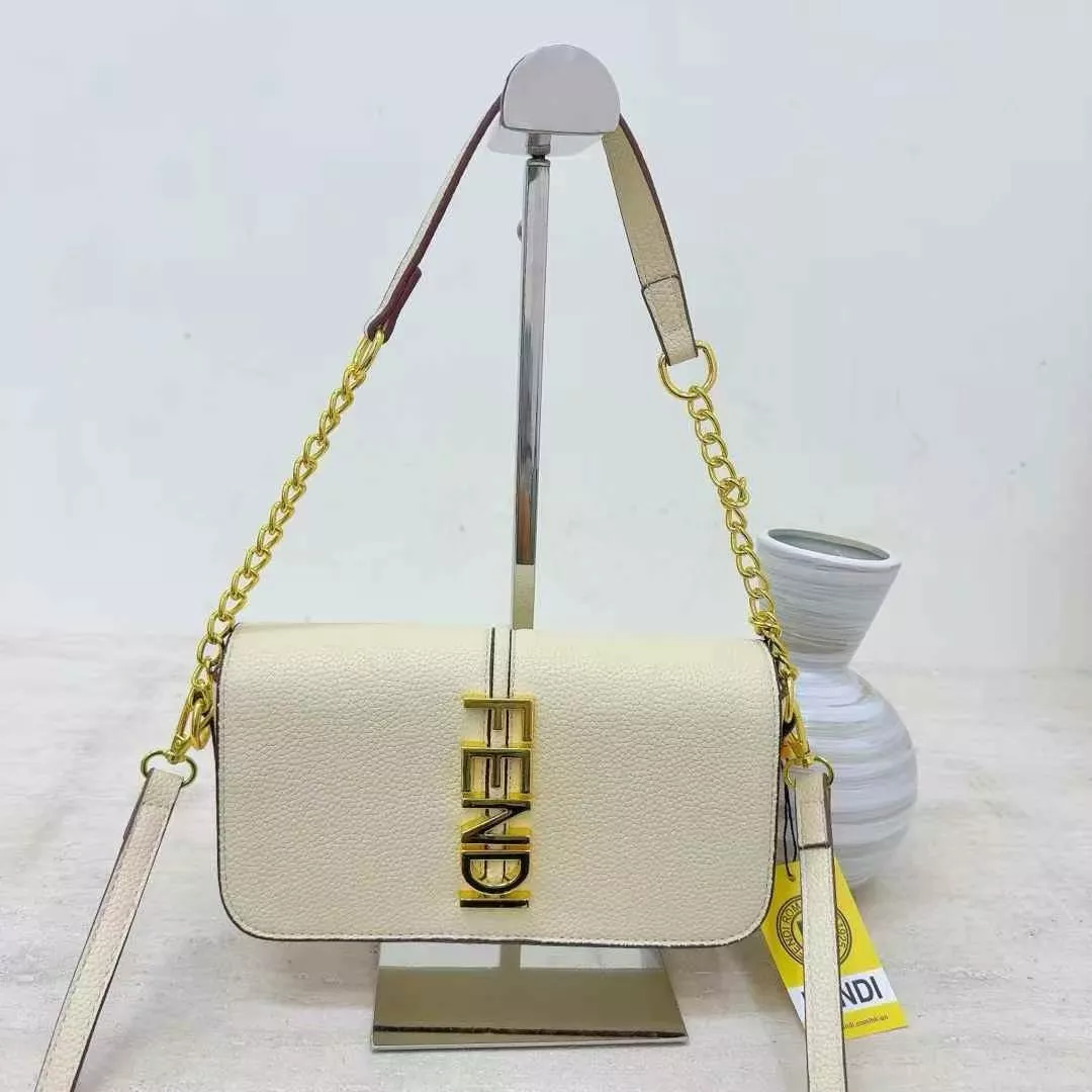 Fendi Messenger Bags For Women Sleek 1590