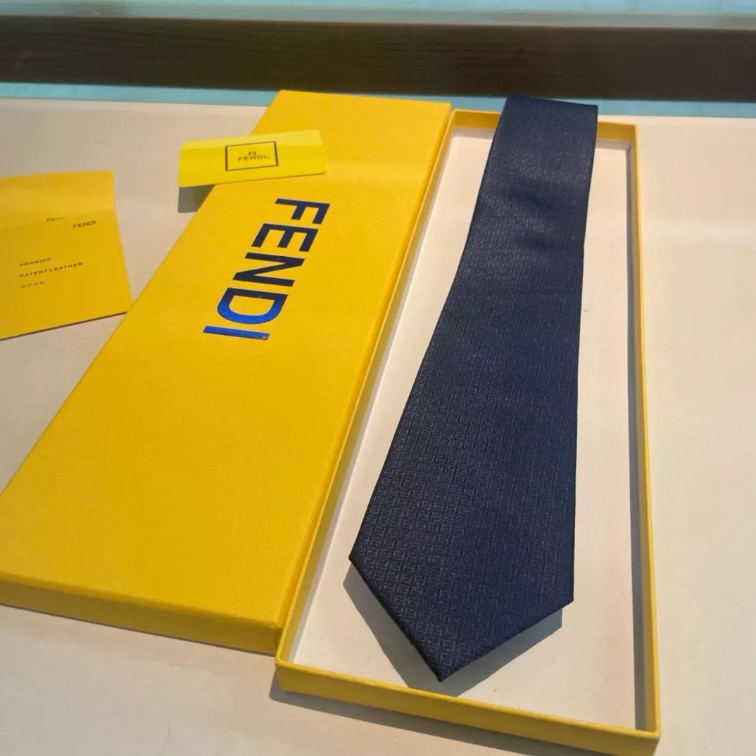 Fendi Necktie Durable 7003