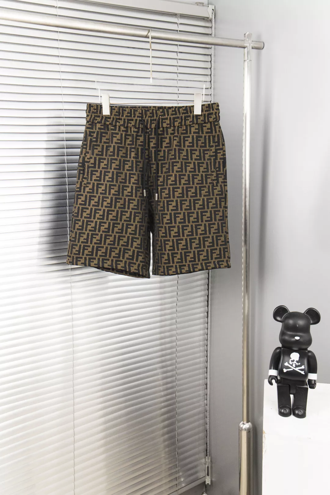 Fendi Pants For Unisex EyeCatching 757