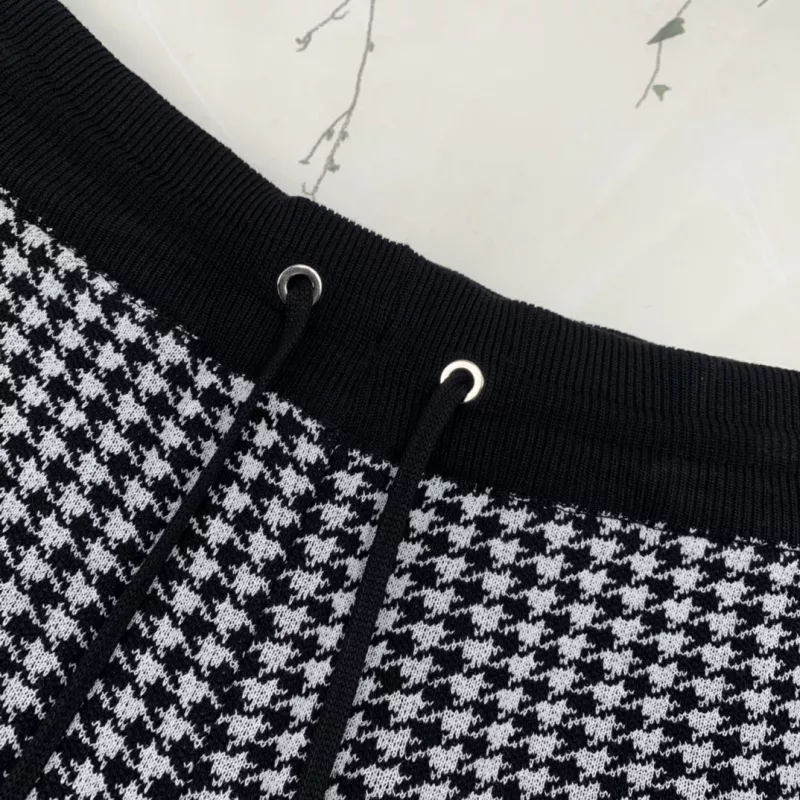 Fendi Pants For Unisex Sophisticated 6453