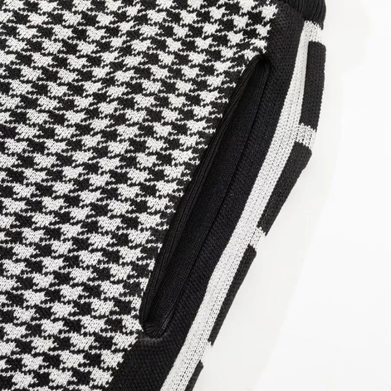Fendi Pants For Unisex Unique 8251